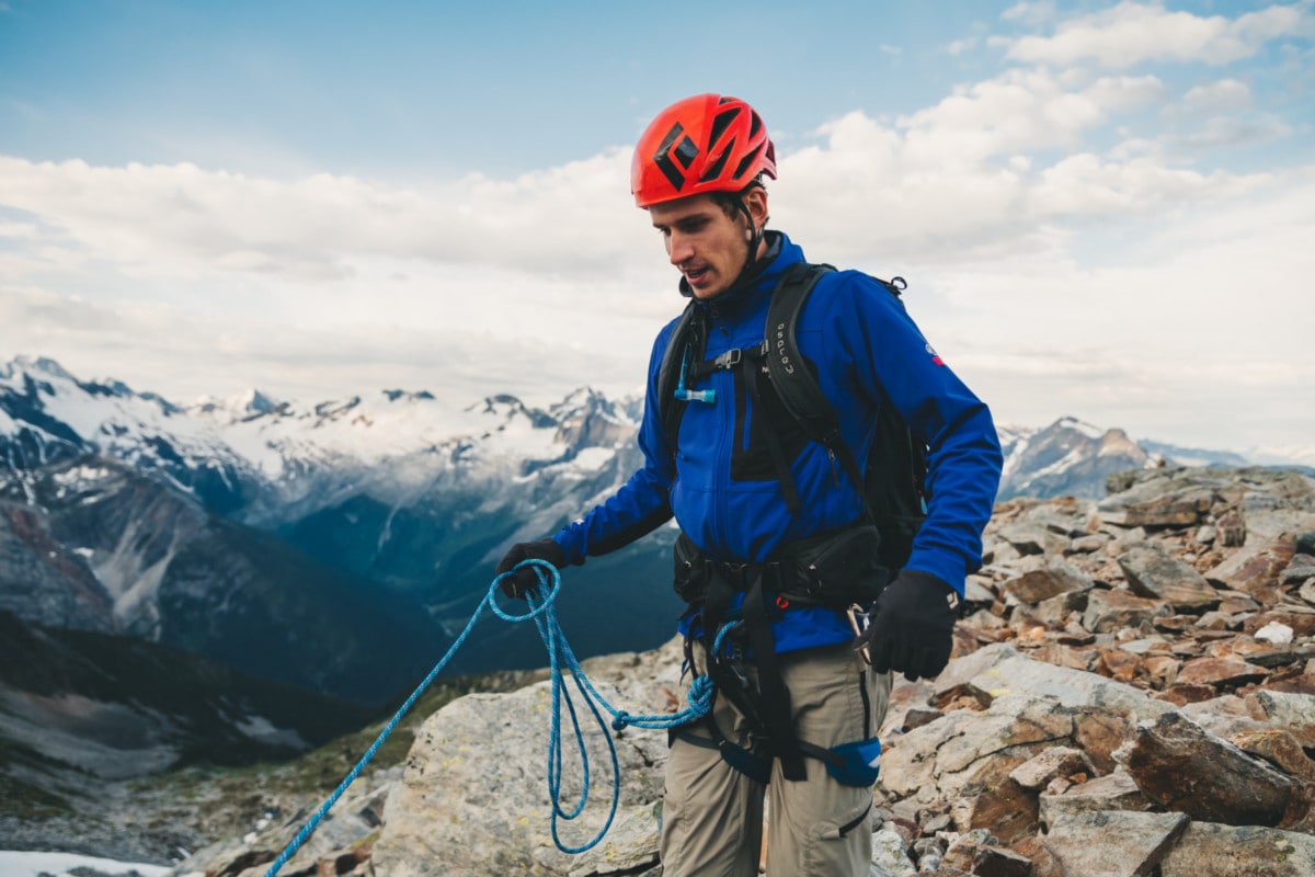 mountaineer playing with rope