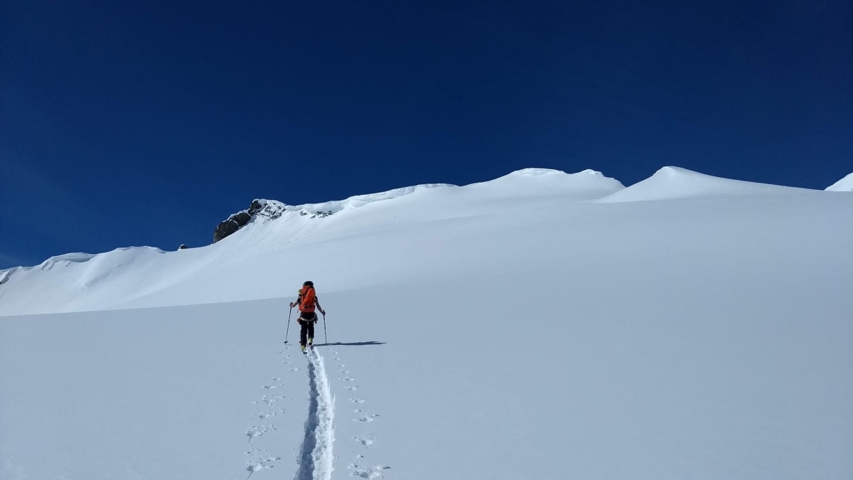 person touring up the juliana pointe