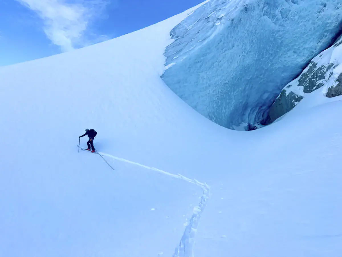 ski tourer breaking trail with the ferreol pionnier 104 on a glacier